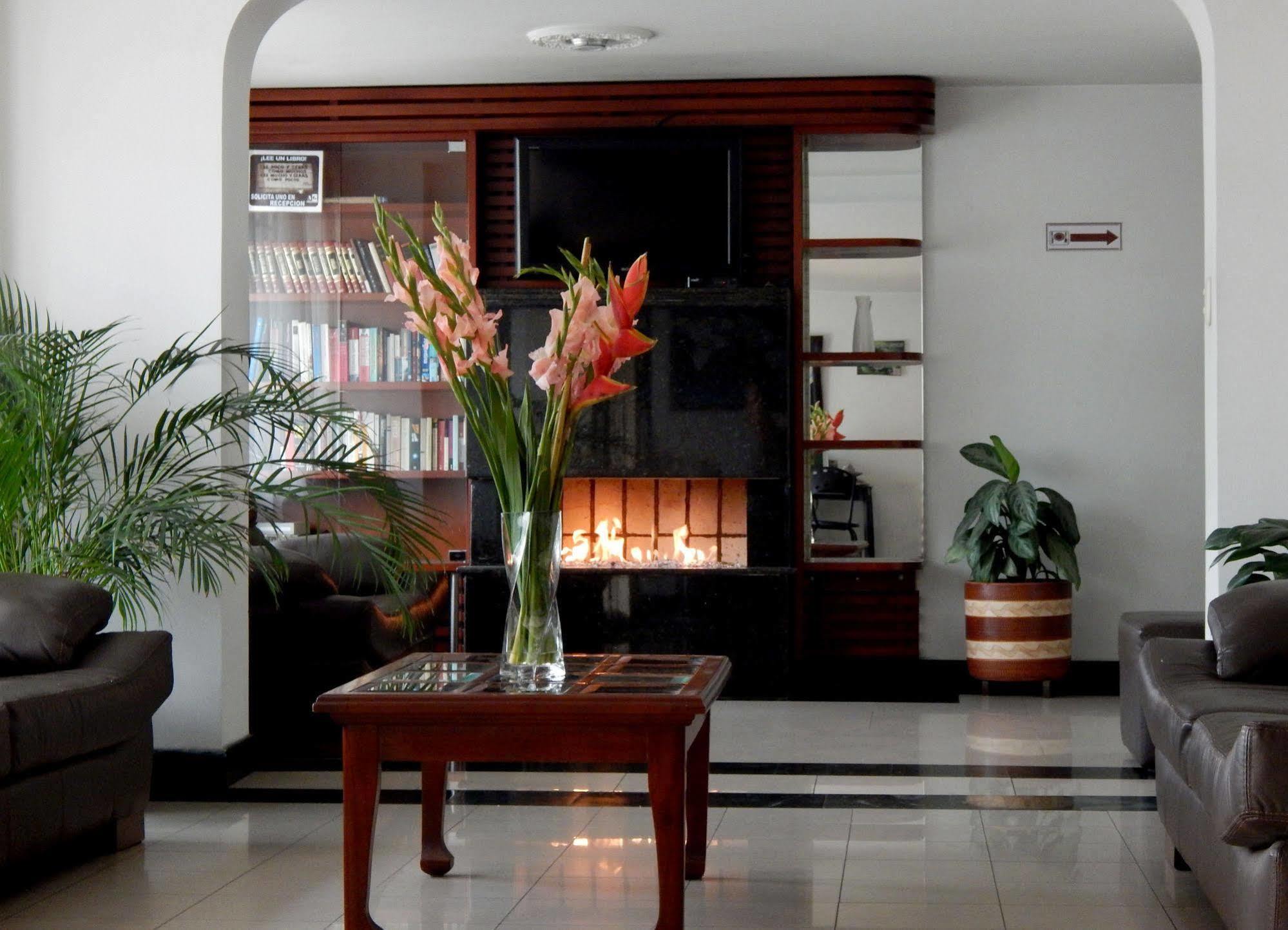 Apartamentos Galerias Μπογκοτά Εξωτερικό φωτογραφία